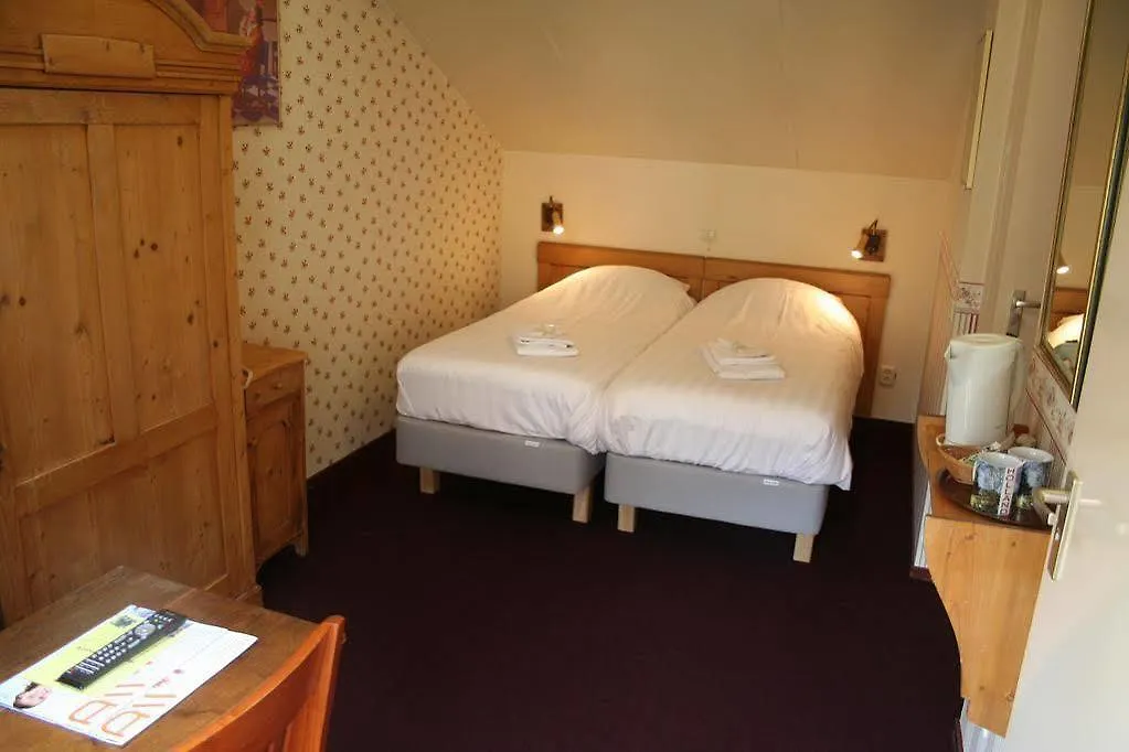 ***  Hotel De Emauspoort Ντελφτ Ολλανδία