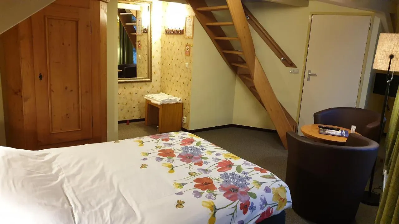 Hotel De Emauspoort Ντελφτ